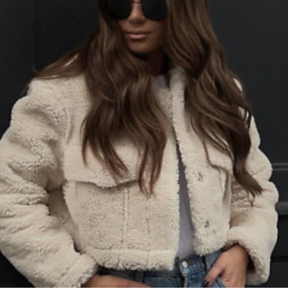 Crop shearling jacket - Picture 7 of 7